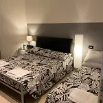 Lucky House Апартаменты *